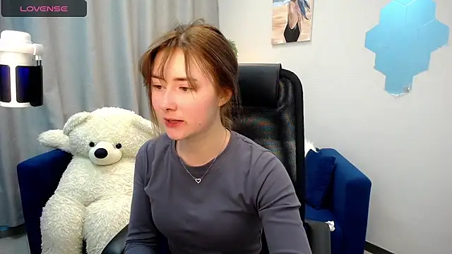 Snapshot of Tweet88 chatting on March 18, 2025, 8:48 pm Tweet88 online show from March 18, 2025, 8:48 pm