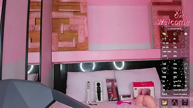 AmberAdams  online show from March 26, 2026, 12:33 pm