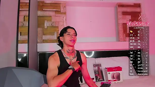 AmberAdams  online show from March 28, 2026, 1:33 pm