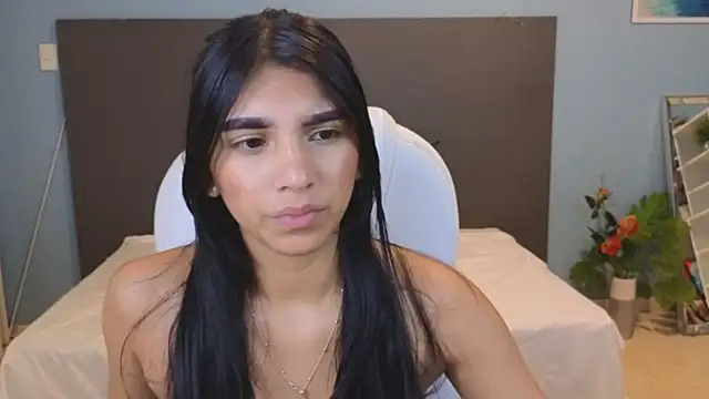 maiaa ruiz online show from December 15, 2024, 4:26 pm