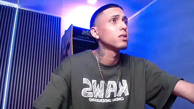 Liam lee online show from March 20, 2025, 4:42 pm