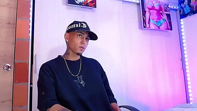 Liam lee online show from November 20, 2025, 2:17 pm