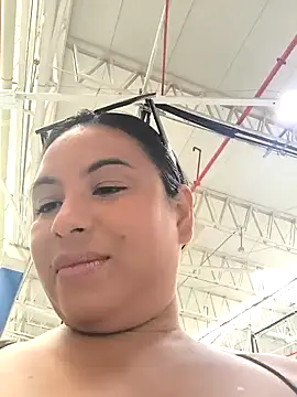 Francesca ferrari online show from December 9, 2024, 4:47 pm