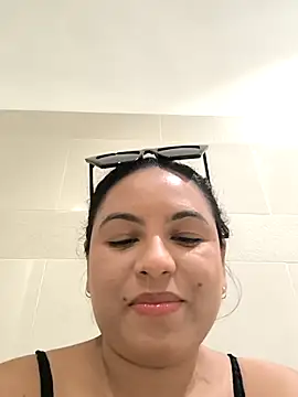 Francesca ferrari online show from March 15, 2025, 8:10 pm