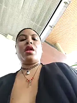 Francesca ferrari online show from September 22, 2025, 6:32 pm