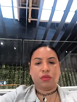 Francesca ferrari online show from September 23, 2025, 8:34 pm