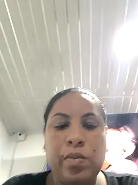 Francesca ferrari online show from May 11, 2026, 10:51 pm