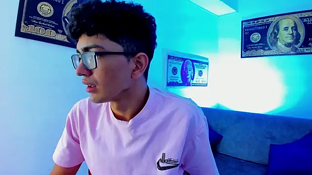 TylerWhite  online show from January 9, 2025, 5:55 am