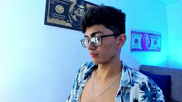 TylerWhite  online show from January 11, 2025, 6:24 am