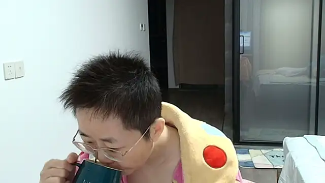 sonyx online show from November 12, 2025, 3:12 pm