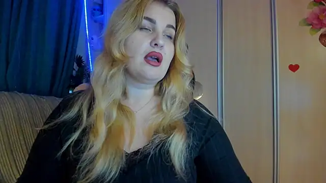 CoraSwon online show from March 31, 2026, 2:17 pm