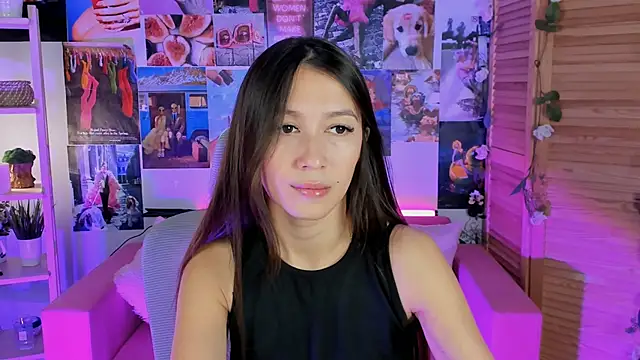 LanaBaker online show from December 20, 2024, 2:52 am