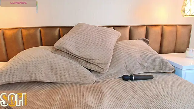 Sofia Convers online show from March 12, 2025, 7:38 pm