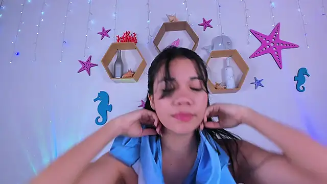 Emiily Parkerr online show from September 18, 2025, 3:08 am