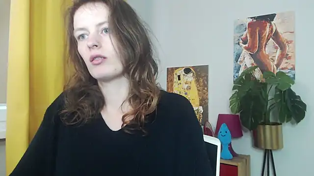 juicyNadine online show from September 23, 2025, 4:37 am