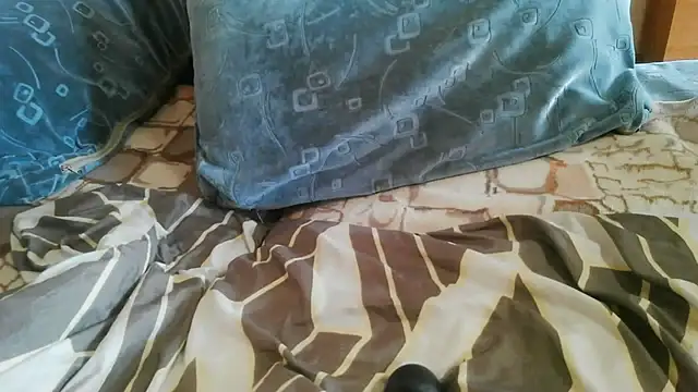 lizzy kissy666 online show from March 8, 2026, 8:40 am