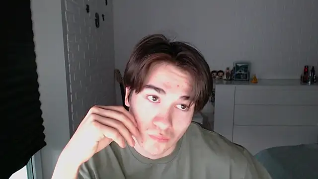 MarkusDean online show from October 4, 2025, 2:31 am