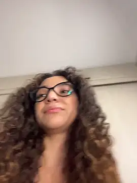 Snapshot of uniquerossie chatting on January 19, 2026, 7:56 am uniquerossie online show from January 19, 2026, 7:56 am