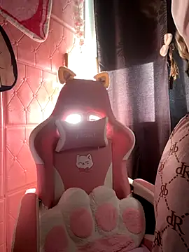 Snapshot of Chachou000 chatting on October 6, 2025, 3:20 pm Chachou000 online show from October 6, 2025, 3:20 pm