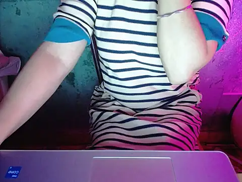 Snapshot of Matta_Glory chatting on November 2, 2025, 5:48 pm Matta Glory online show from November 2, 2025, 5:48 pm