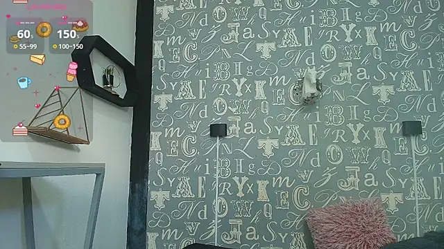 Lindsey8 online show from September 29, 2025, 1:49 pm