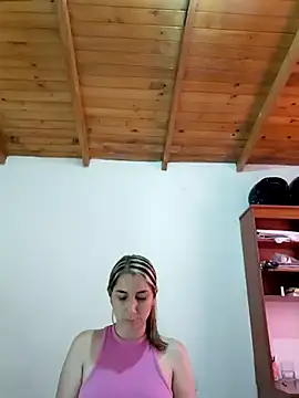 Iris love18 online show from February 8, 2026, 3:37 pm