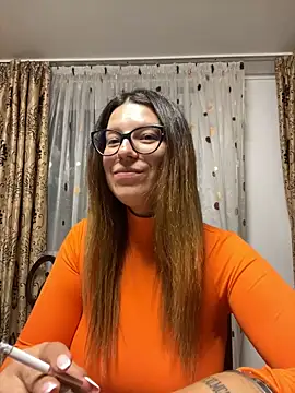 Snapshot of NadiraNoor chatting on September 10, 2025, 9:48 pm NadiraNoor online show from September 10, 2025, 9:48 pm