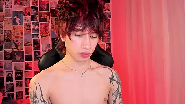 Snapshot of liamelf chatting on February 25, 2026, 7:29 am liamelf online show from February 25, 2026, 7:29 am