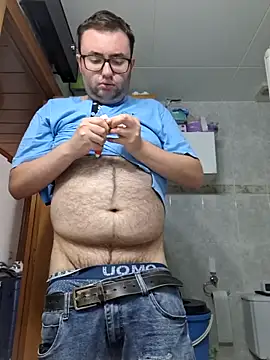 Javier bear online show from June 3, 2026, 9:12 am