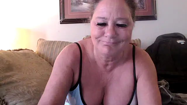 LexxiLeeds online show from February 26, 2026, 12:37 pm