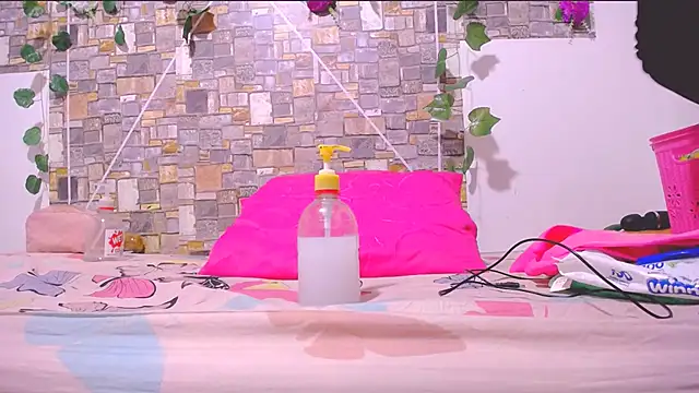 MaidenGame online show from May 13, 2026, 3:42 pm
