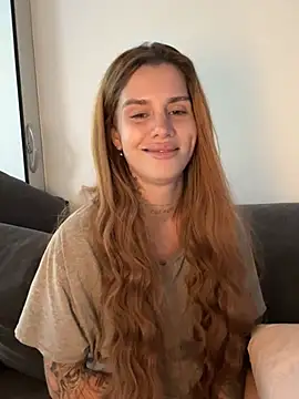 EmiliaCatalina online show from March 16, 2026, 8:24 pm