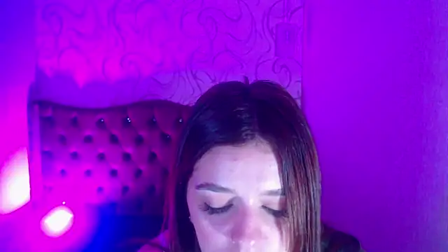 LiaHarryis online show from March 8, 2025, 1:06 am