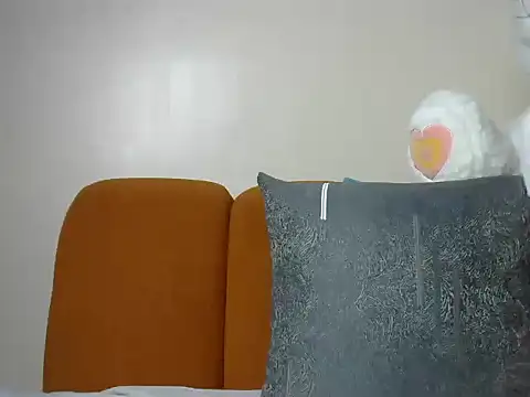 Mask hunter online show from April 5, 2026, 8:00 am