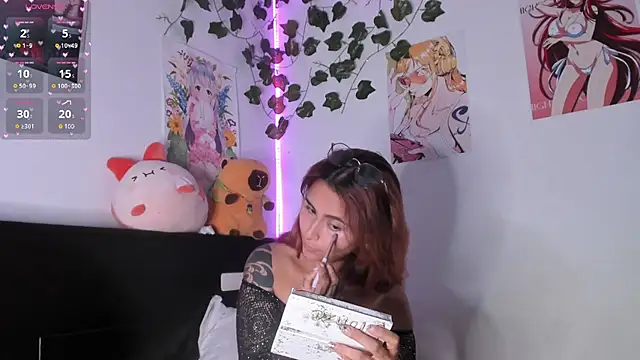 Snapshot of Violette-Ramirez01 chatting on December 6, 2024, 9:24 pm Violette-Ramirez01 online show from December 6, 2024, 9:24 pm