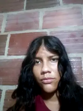 Snapshot of Hard_Unlimited chatting on December 19, 2024, 11:46 pm Hard Unlimited online show from December 19, 2024, 11:46 pm