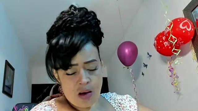 Snapshot of seleneh chatting on February 20, 2026, 8:53 pm seleneh online show from February 20, 2026, 8:53 pm