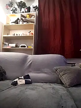 Snapshot of LauraBaby chatting on November 4, 2025, 8:52 pm LauraBaby online show from November 4, 2025, 8:52 pm