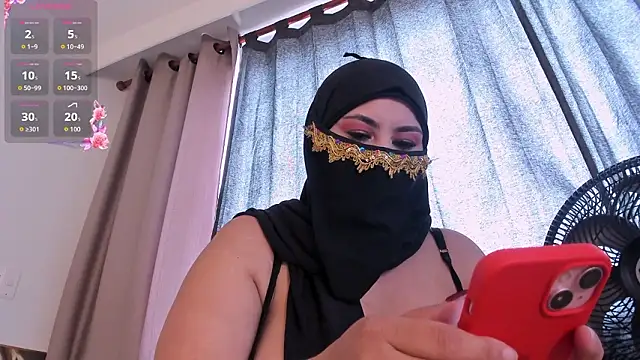 Amina hafsa online show from February 10, 2026, 7:29 pm