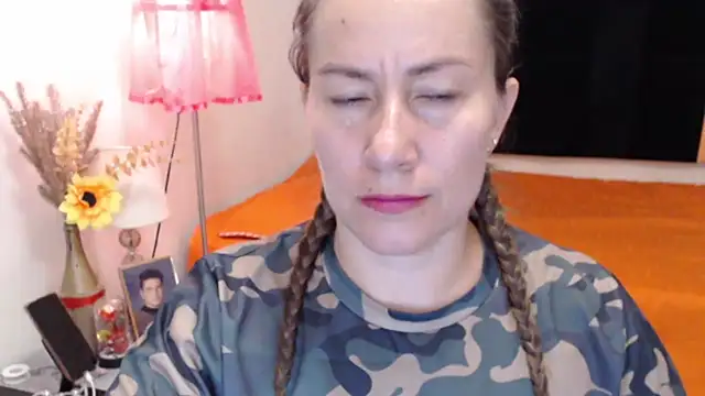 Snapshot of CATRINA-83 chatting on September 22, 2025, 4:20 pm CATRINA-83 online show from September 22, 2025, 4:20 pm