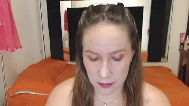 Snapshot of CATRINA-83 chatting on October 1, 2025, 8:15 pm CATRINA-83 online show from October 1, 2025, 8:15 pm