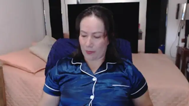 CATRINA-83 online show from June 7, 2026, 1:04 pm