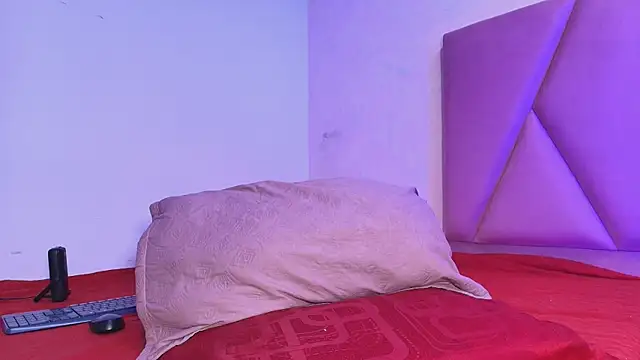 Snapshot of arl_chloee chatting on October 22, 2025, 3:18 am arl chloee online show from October 22, 2025, 3:18 am