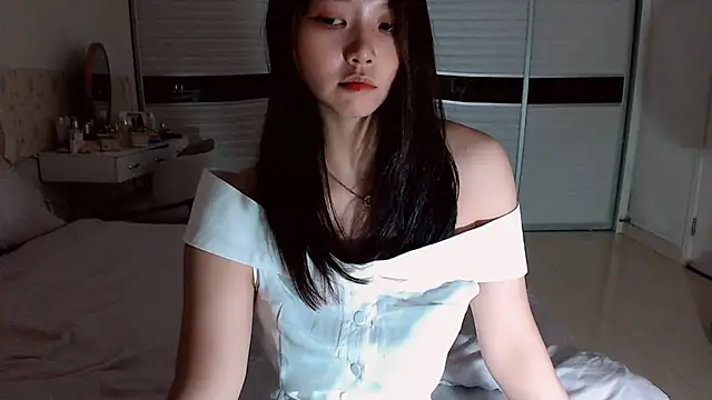-Lucky Girl online show from June 2, 2026, 1:57 pm