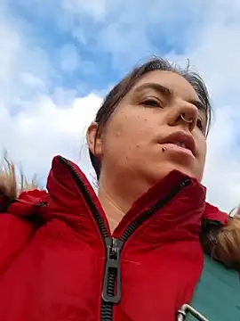 Jassiundich2 online show from February 12, 2026, 7:03 am