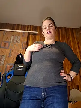 Jassiundich2 online show from April 1, 2026, 8:39 pm