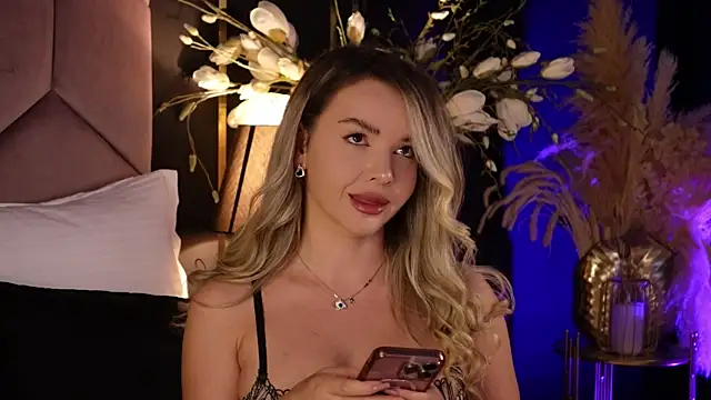 Snapshot of KatyaBelle chatting on September 8, 2025, 7:46 pm KatyaBelle online show from September 8, 2025, 7:46 pm