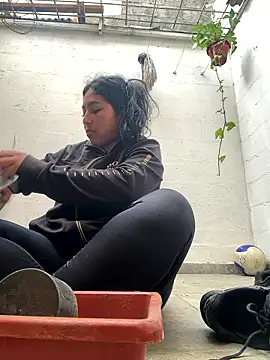 emmyjhonson07 online show from January 19, 2026, 1:48 pm