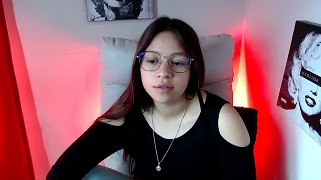 Snapshot of SamanthaRoldaan chatting on February 10, 2025, 4:25 pm SamanthaRoldaan online show from February 10, 2025, 4:25 pm