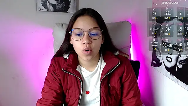 Snapshot of SamanthaRoldaan chatting on March 3, 2025, 1:42 pm SamanthaRoldaan online show from March 3, 2025, 1:42 pm